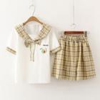 Short-sleeve Polo Shirt / Plaid A-line Skirt / Set