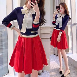 Long-sleeve Color Block Pleated Panel Dress
