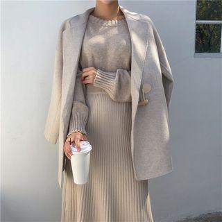 Plain Sweater / Midi Knit Skirt / Duffle Coat