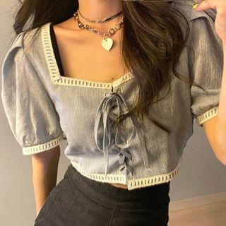 Puff-sleeve Contrast Trim Lace-up Crop Top