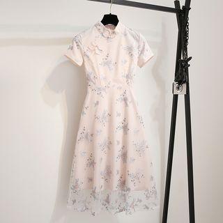 Short-sleeve Midi Floral Embroidered Qipao