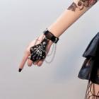 Skull Chain Gloves Black - One Size