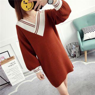 Color-block V-neck Loose-fit Knit Dress