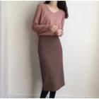 Plain Knit Top / Midi Straight-fit Skirt