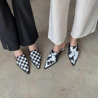 Pointed Printed Low Heel Mules