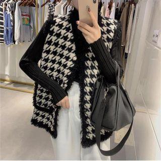 Houndstooth Fringed Button Vest