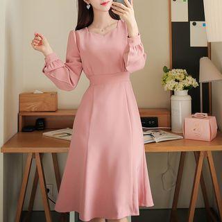 Sweetheart-neck Midi Flare Dress
