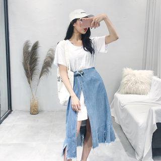 Set: Short-sleeve T-shirt + Ripped A-line Denim Skirt