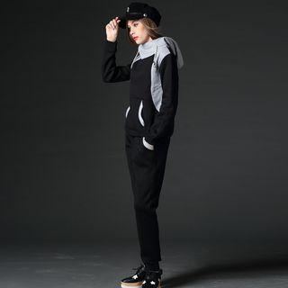 Set: Sweatshirt + Pants