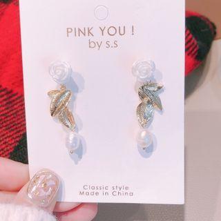 Rose Freshwater Pearl Dangle Earring 1 Pair - White & Gold - One Size