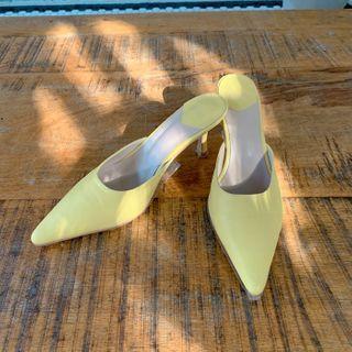 Pointy-toe Pleather Mules