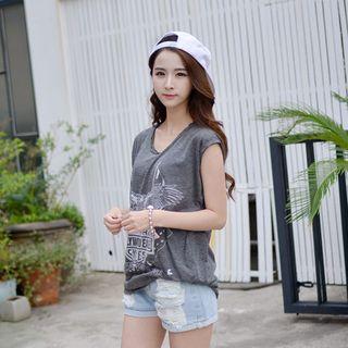 V-neck Short-sleeve Eagle Print T-shirt