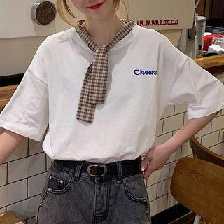Lettering Tie Neck Short-sleeve T-shirt