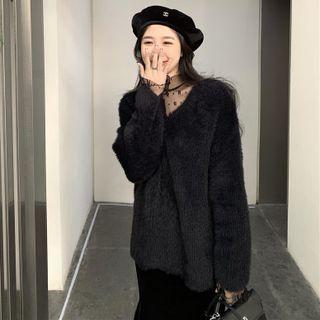 V-neck Sweater / Long-sleeve Mock-neck Lace Top / Midi Pencil Skirt