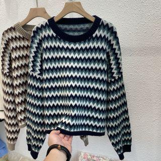 Round Neck Zigzag Pattern Sweater