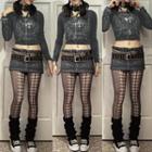 Graphic Long Sleeve Cropped T-shirt