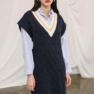 Sleeveless V-neck Cable-knit Dress