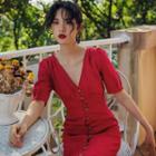 V-neck Short-sleeve Midi Flared Dress