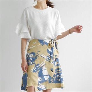 Ruffle-sleeve Key-hole Back Top