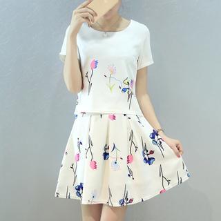 Set: Printed T-shirt + Printed Skirt