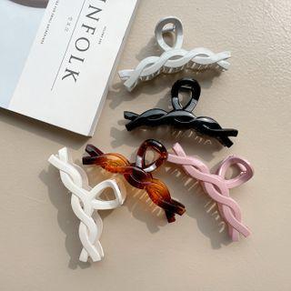 Twisted Hair Claw