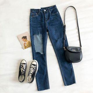 Distressed High-waist Frayed Cropped Pants