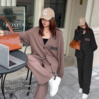 Set: Lettering Cardigan + Sweatpants