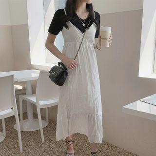 Short-sleeve T-shirt / Crinkle Midi A-line Pinafore Dress