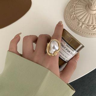 Faux Pearl Alloy Ring White & Gold - One Size