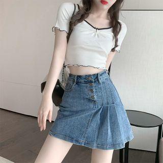 Short-sleeve Lettuce Edge Cropped T-shirt / Denim Pleated Mini A-line Skirt