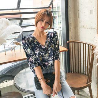 Elbow-sleeve Floral Velvet Top