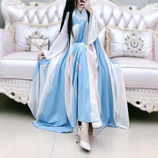Embroidered Long-sleeve Maxi Hanfu Dress
