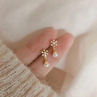 925 Sterling Silver Faux Pearl Dangle Earring 1 Pair - 925 Silver - Earring - Snowflake - Gold - One Size