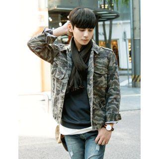 Buttoned Camouflage Jacket