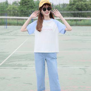 Set: Short-sleeve Color Block T-shirt + Straight Leg Cropped Jeans