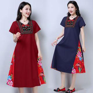 Short-sleeve Paneled Floral Embroidered A-line Dress