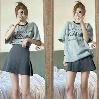 Print Short-sleeve Top + Semi Skirt / Set