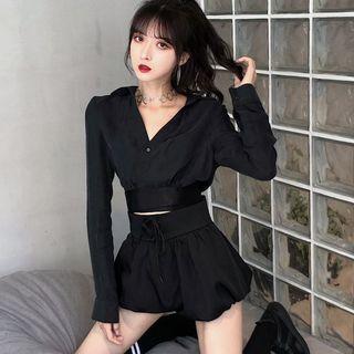 V-neck Blouse / Drawstring Shorts