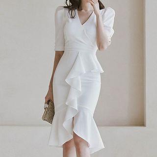 Short-sleeve V-neck Ruffle Trim Sheath Dress