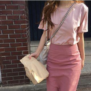 Plain Short-sleeve T-shirt / Midi Straight-fit Skirt