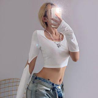 Long-sleeve Lettering Cutout Cropped T-shirt