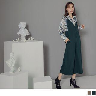 V-neck Spaghetti-strap Wide-leg Jumpsuit