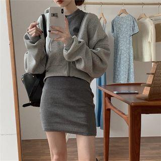 Plain Long-sleeve Slim-fit Dress / Oversize Cropped Hooded Jacket