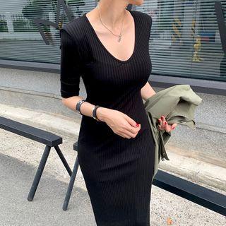 Short-sleeve Midi Sheath Dress Black - One Size
