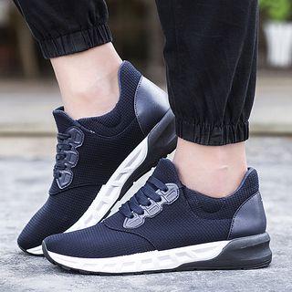 Embroidered Low-top Sneakers