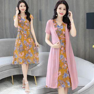 Set: Floral Short-sleeve A-line Midi Dress + Light Jacket