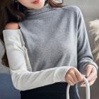 Two-tone Cold Shoulder Long-sleeve T-shirt Gray - One Size