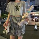 Short-sleeve Bear Print Cropped T-shirt / Plaid A-line Skirt