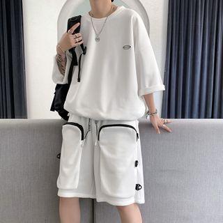 Set: Elbow-sleeve Printed T-shirt + Pocket Shorts
