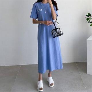 Slit-back Letter Print Dress